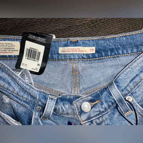 Levi’s 70’s High Flare Women’s Jeans - Picture 7 of 7